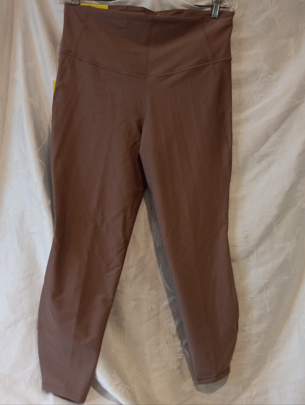 NWT All In Motion High-Waist Women's Active 7/8 Leggings Brown MSRP $30